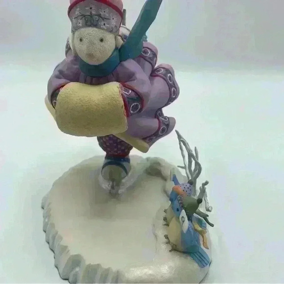 Lenox Collections Porcelain Bunny Figurine “SNOWFLAKE ON ICE” By Lynn Bywaters - Picture 2 of 7